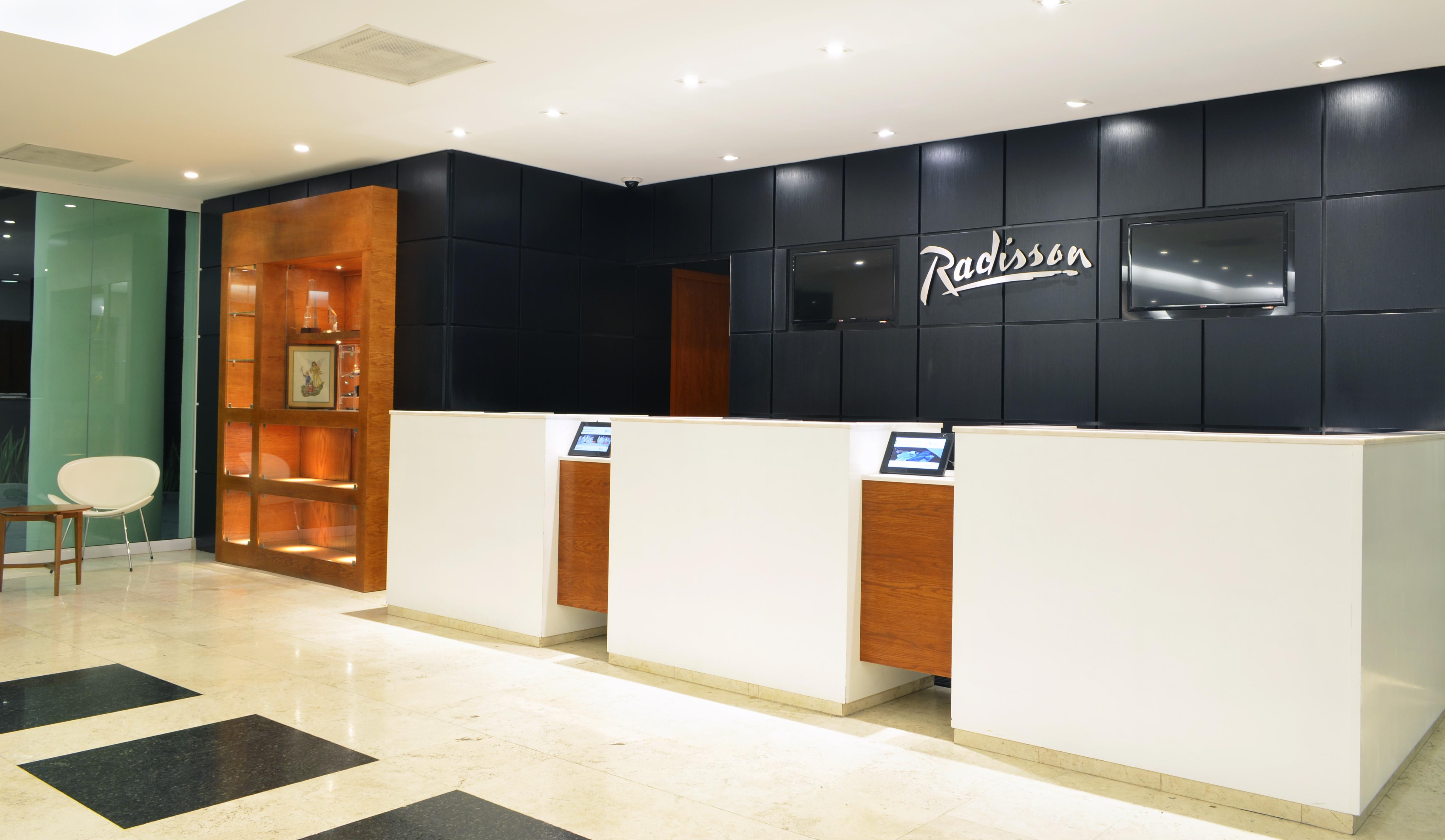 Radisson Poliforum Plaza Hotel León Exterior foto