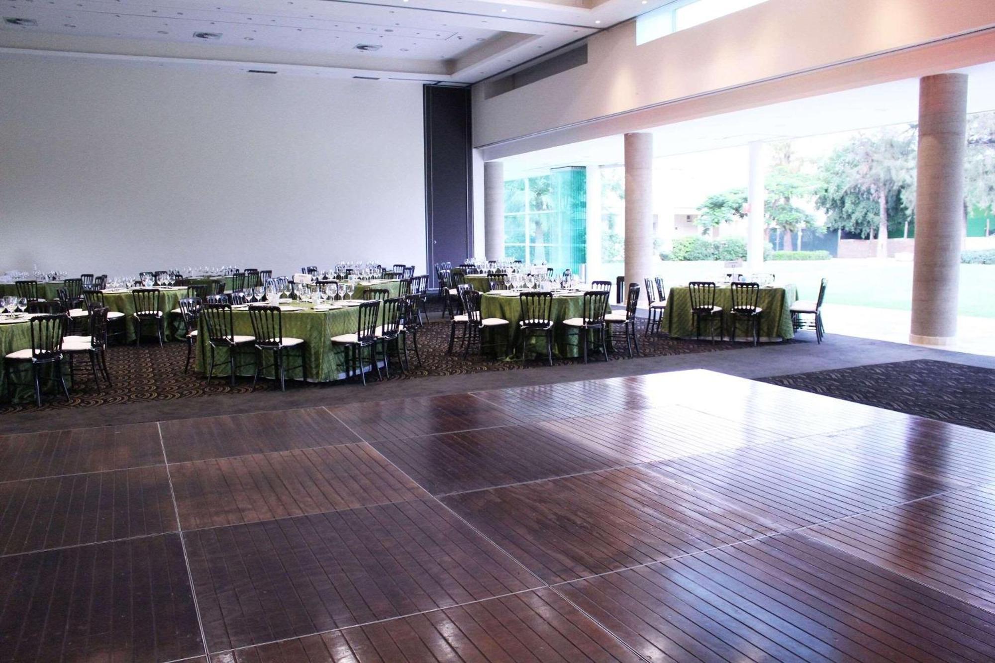 Radisson Poliforum Plaza Hotel León Exterior foto
